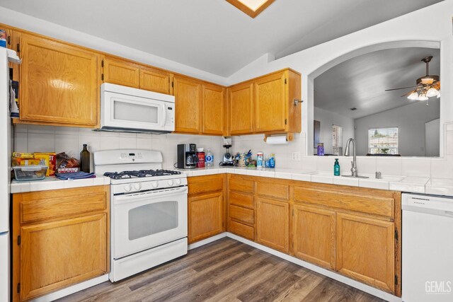 235 W Pilot Ave, Bakersfield, CA 93308 - photo 17