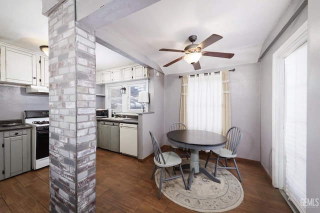 1916 Cherry St, Bakersfield, CA 93304 - photo 18