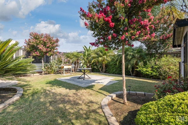 2702 Worthington Ave, Bakersfield, CA 93308 - view of green lawn featuring a patio area