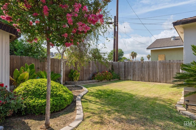 2702 Worthington Ave, Bakersfield, CA 93308 - view of fenced backyard