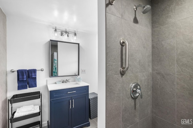 2702 Worthington Ave, Bakersfield, CA 93308 - full bath featuring tiled shower and vanity
