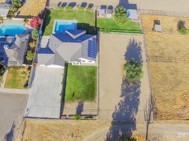 1850 Verdugo Ln, Bakersfield, CA 93312 - aerial view of residential area featuring a pool area