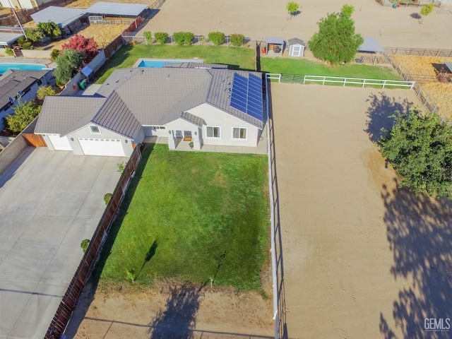 1850 Verdugo Ln, Bakersfield, CA 93312 - aerial view of property and surrounding area featuring a pool