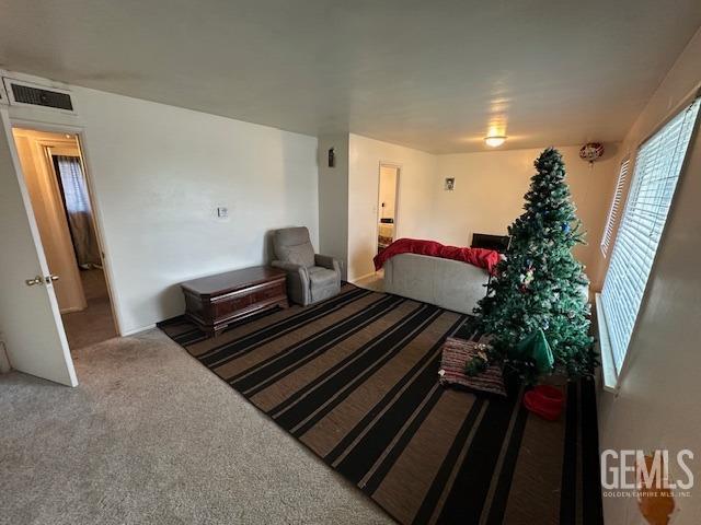 bedroom featuring carpet flooring