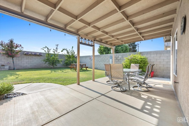 3601 Villa Lante St, Bakersfield, CA 93308 - fenced backyard featuring a patio area and outdoor dining area