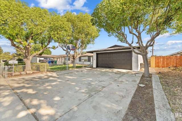 1118 State Ave, Shafter, CA 93263 - photo 3