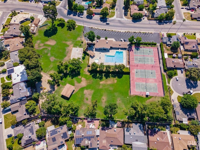 6201 Hartman Ave, Bakersfield, CA 93309 - view of property location with nearby suburban area and a pool area