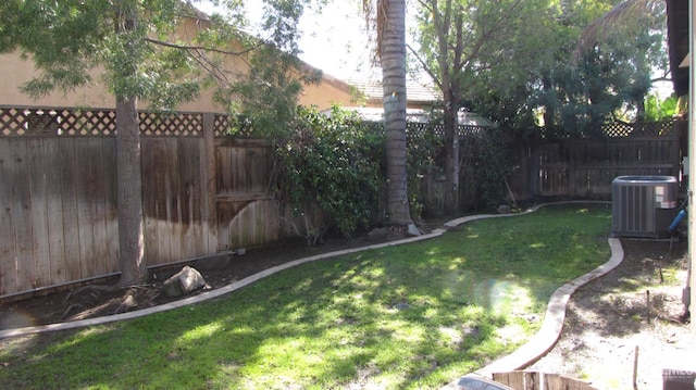 11814 Grecian Laurel Dr, Bakersfield, CA 93311 - photo 21
