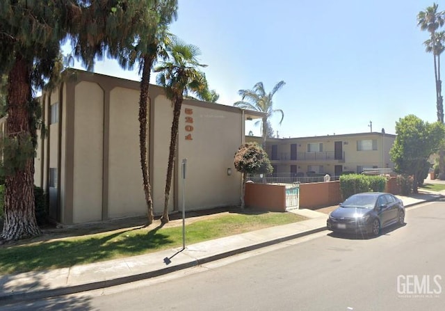 5201 Demaret Ave, Bakersfield, CA 93309 - photo 1