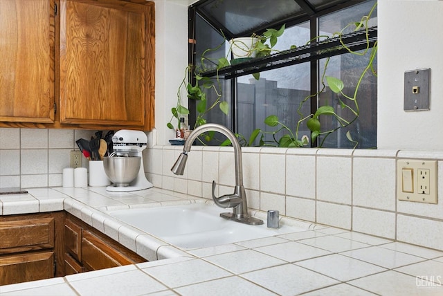 7330 Stockdale Hwy Unit 4, Bakersfield, CA 93309 - photo 11