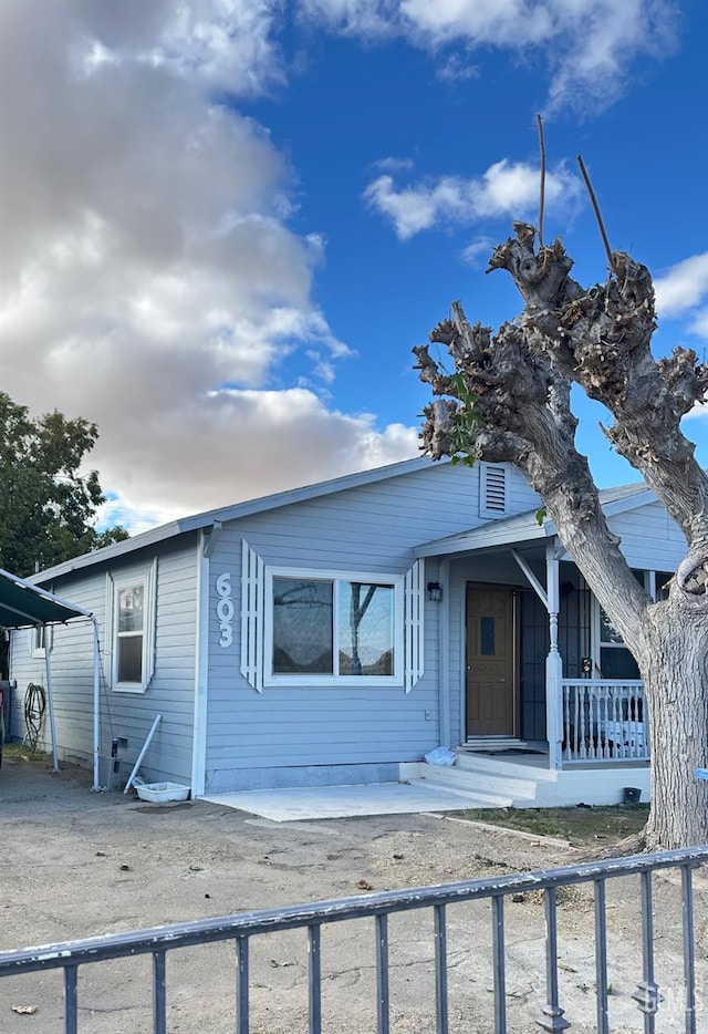 view of front of property with a porch