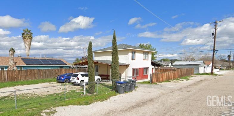 view of home's exterior