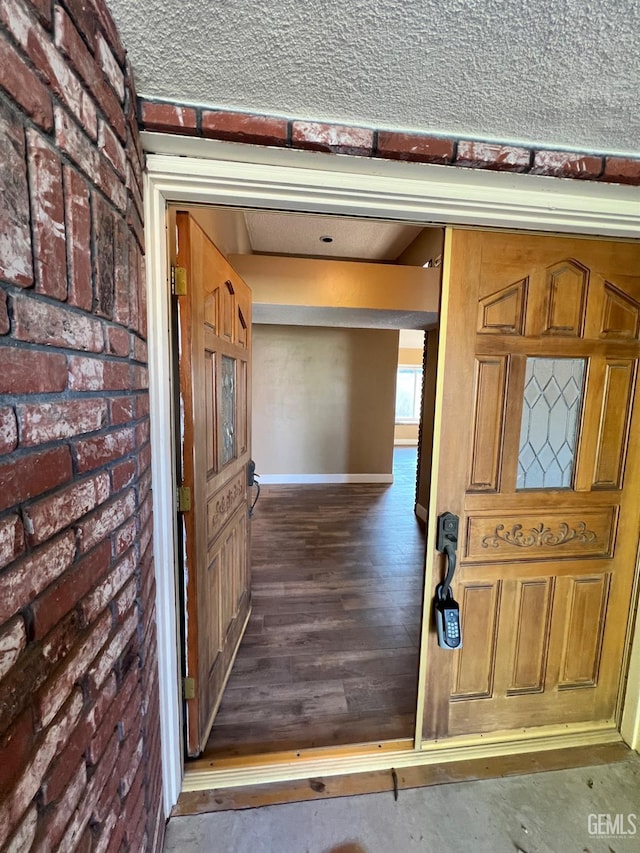 5306 Deville Ct, Bakersfield, CA 93308 - property entrance