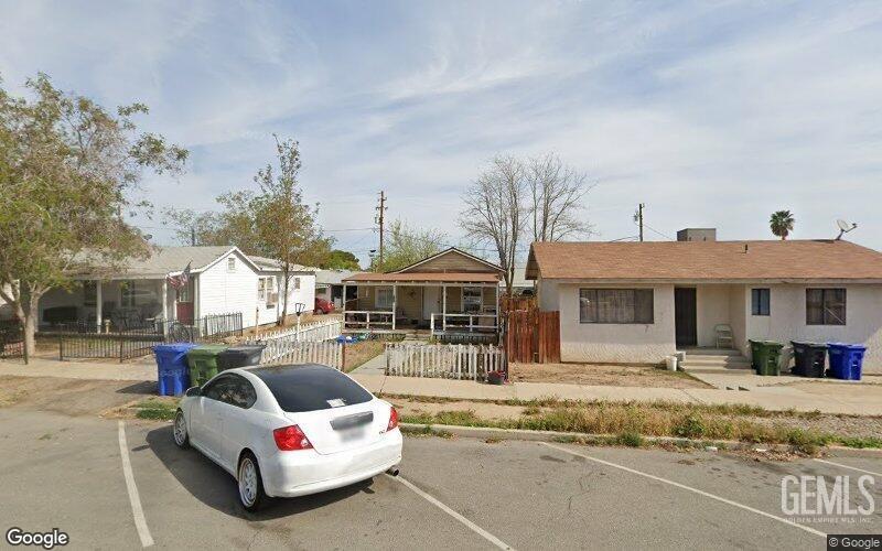 610 Lucard St, Taft, CA 93268 - view of front of house with stucco siding