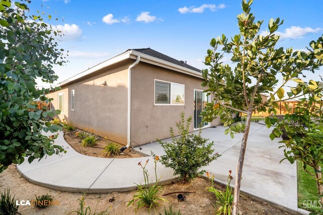 9733 Greenwood Glen Ln, Shafter, CA 93263 - photo 26
