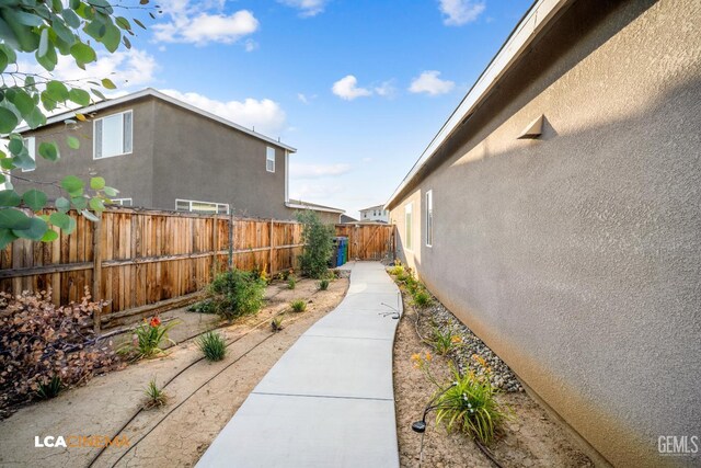 9733 Greenwood Glen Ln, Shafter, CA 93263 - photo 27