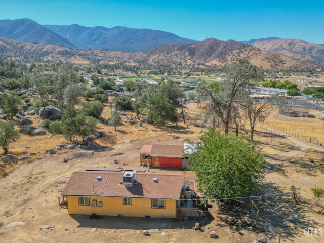 bird's eye view featuring a mountain view