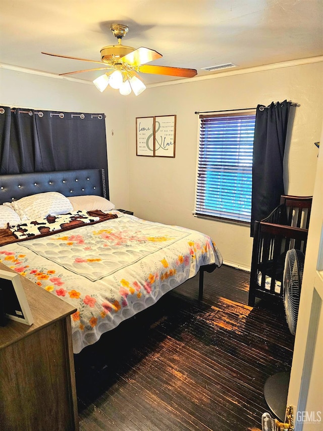 1806 Tulare St, Bakersfield, CA 93305 - bedroom featuring wood-type flooring and a ceiling fan