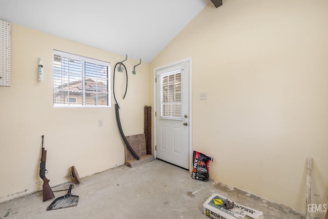 10114 Oporto Way, Bakersfield, CA 93306 - foyer entrance featuring vaulted ceiling