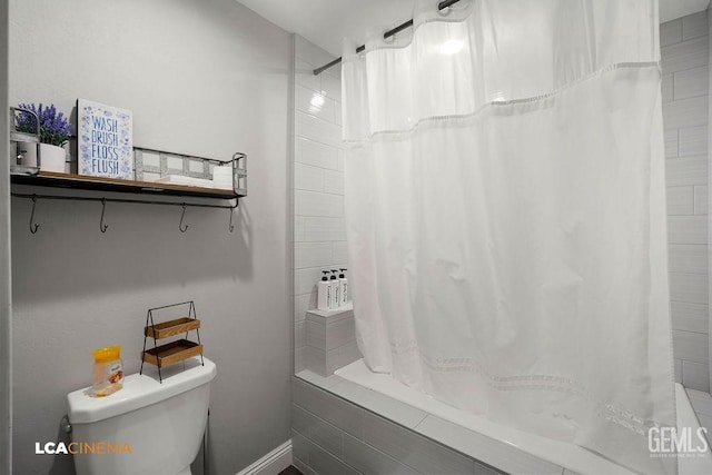 4620 Taft Hwy, Bakersfield, CA 93313 - bathroom with toilet and shower / bath combo with shower curtain