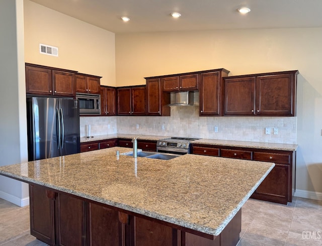 14924 Plumeria Ct, Bakersfield, CA 93314 - photo 11