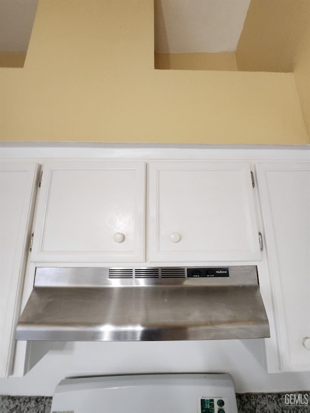 5913 El Camino Ave, Bakersfield, CA 93313 - kitchen view of white cabinetry and light countertops