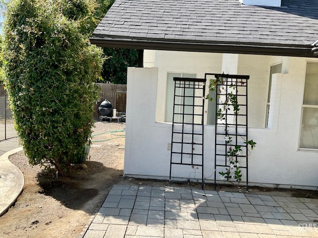 2304 Mountain Oak Rd, Bakersfield, CA 93311 - view of outdoor structure