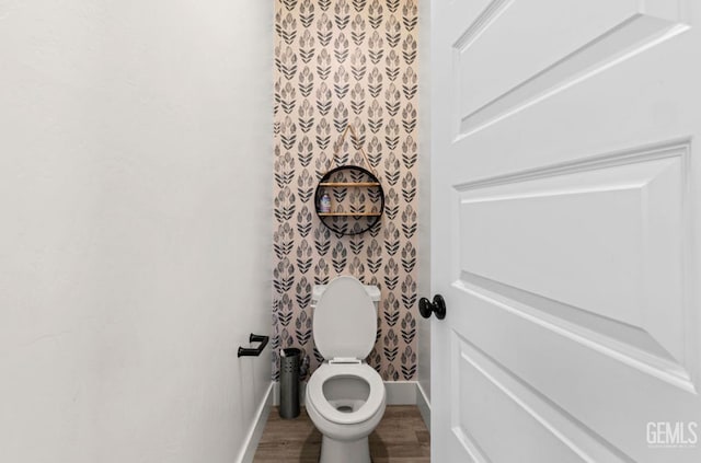 6607 Wind Wolfs Ln, Bakersfield, CA 93313 - bathroom featuring wood finished floors and baseboards