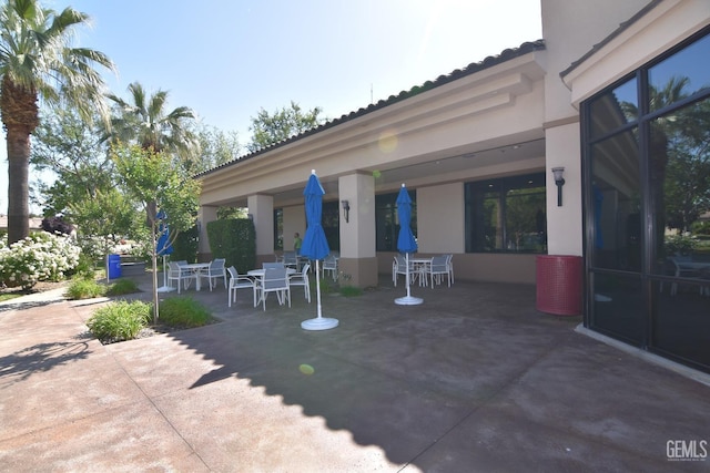 5712 Wisteria Valley Rd, Bakersfield, CA 93306 - view of patio featuring outdoor dining area