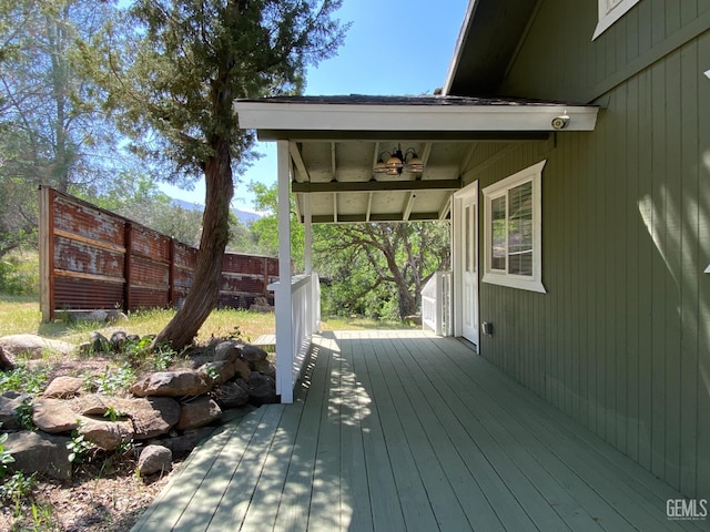 4700 Caliente Bodfish Rd, Caliente, CA 93518 - deck featuring fence