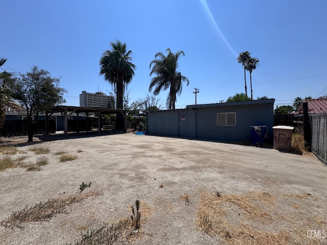 2912 Wilson Rd, Bakersfield, CA 93304 - back of property