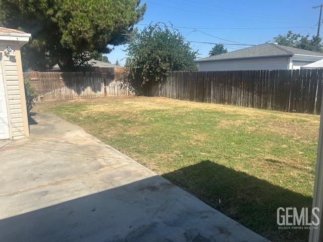 113 Griffiths St, Bakersfield, CA 93309 - photo 19