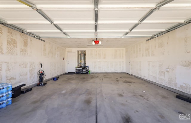 7215 Pine Flat Dr, Bakersfield, CA 93311 - garage featuring gas water heater