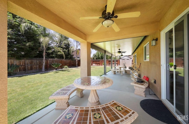 7215 Pine Flat Dr, Bakersfield, CA 93311 - view of patio featuring a ceiling fan