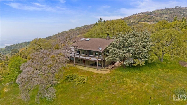 bird's eye view featuring a mountain view