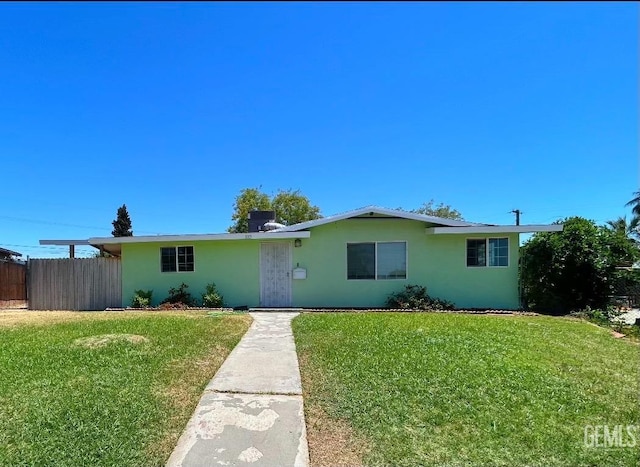1013 Oxford Ct, Bakersfield, CA 93305 - photo 1