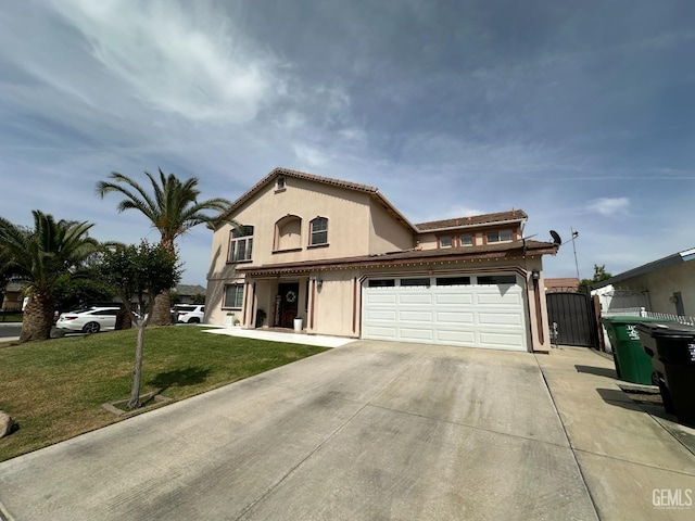 view of front of property with stucco siding, fence, a front lawn, concrete driveway, and an attached garage