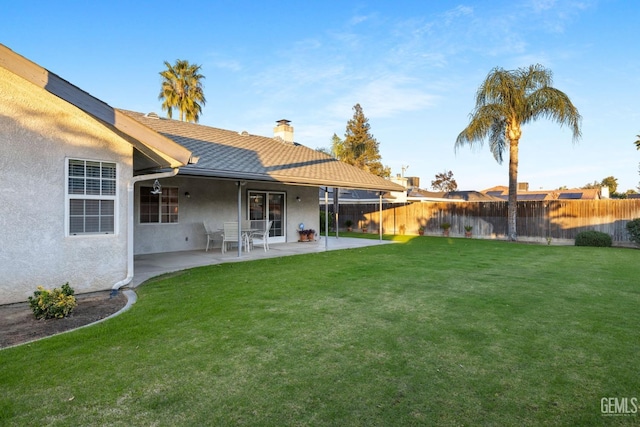 14013 Laverton Ave, Bakersfield, CA 93314 - view of yard with a patio