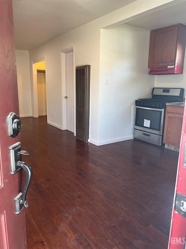 611 6th St, Bakersfield, CA 93304 - photo 35