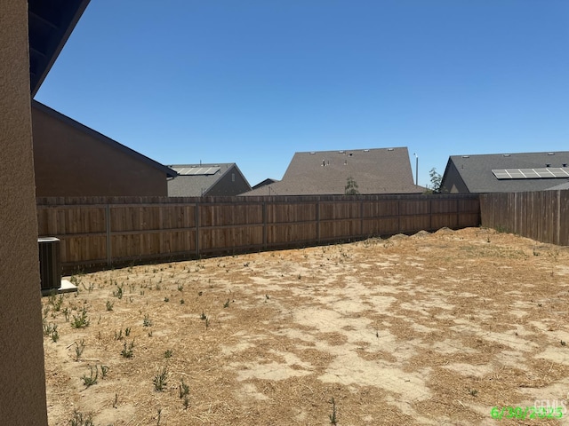 716 Montejo Ct, Delano, CA 93215 - view of fenced backyard