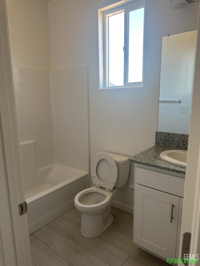 716 Montejo Ct, Delano, CA 93215 - full bath featuring vanity and wood finished floors