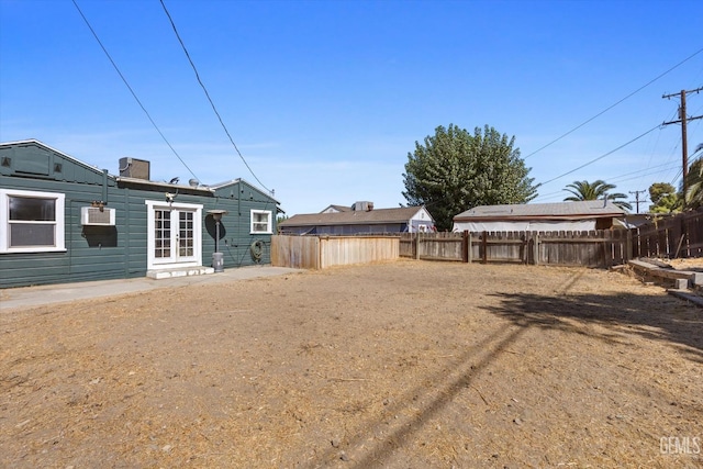 view of yard with a patio area