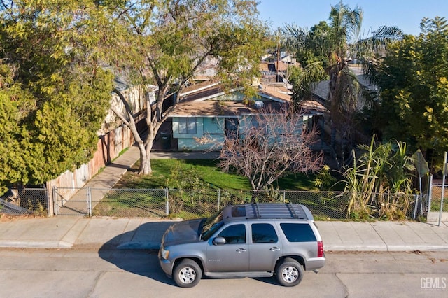 view of obstructed view of property