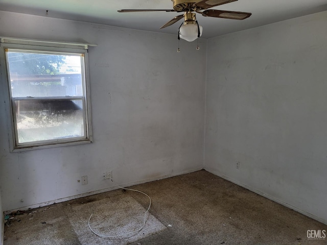 2132 Wingland Dr, Bakersfield, CA 93308 - carpeted spare room featuring a ceiling fan