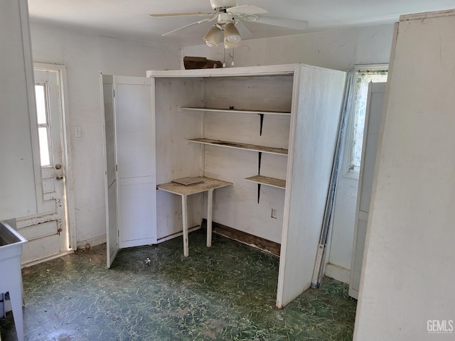 2132 Wingland Dr, Bakersfield, CA 93308 - unfurnished office with a ceiling fan