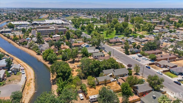 714 R St, Bakersfield, CA 93304 - view of property location with a nearby body of water