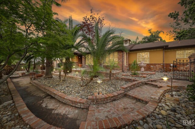 1615 Camino Primavera, Bakersfield, CA 93306 - photo 36