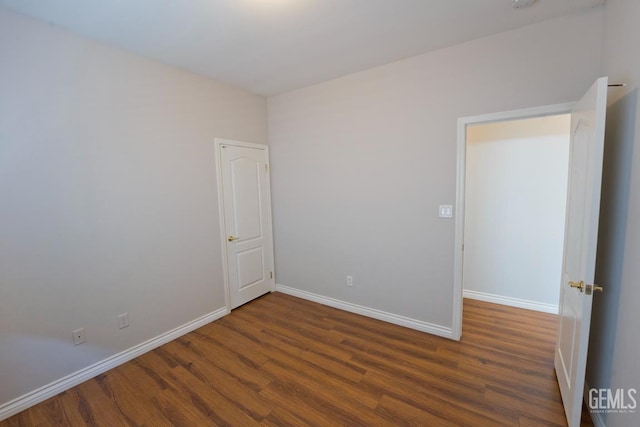 6720 Alderbrook Ln, Bakersfield, CA 93312 - unfurnished room featuring wood finished floors and a smoke detector