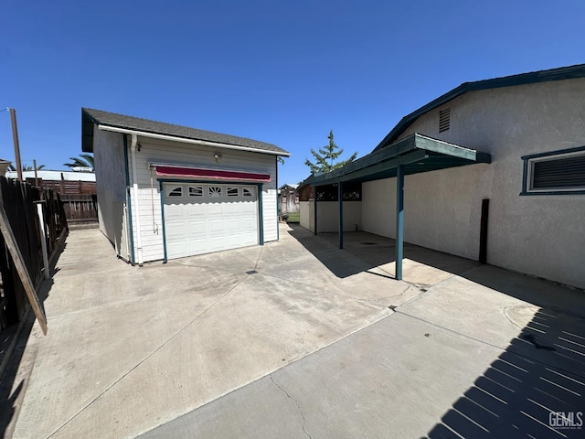4049 Liz Dr, Bakersfield, CA 93312 - detached garage featuring driveway