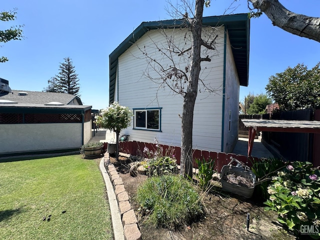 4049 Liz Dr, Bakersfield, CA 93312 - view of property exterior